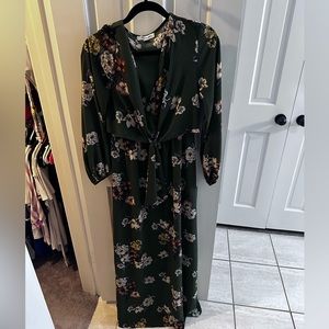 Gorgeous She & Sky maxi dress